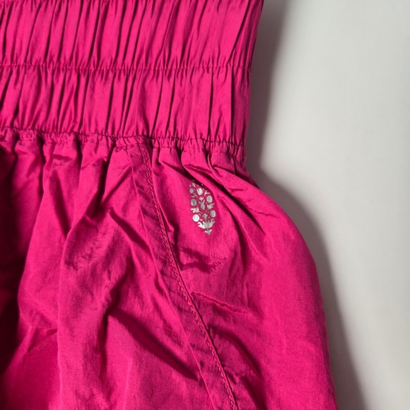 Free People Movement Sz M Way Home Shorts Fuchsia Pink High Waist Smocked Gym - Picture 2 of 7